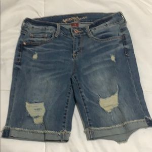 Arizona Jeans Blue Jean Shorts Size 3